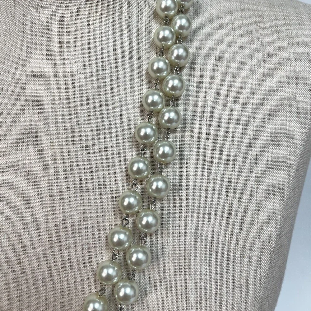 Faux White‎ Pearl Beaded Silver-tone Women's Fashion Necklace NWOT